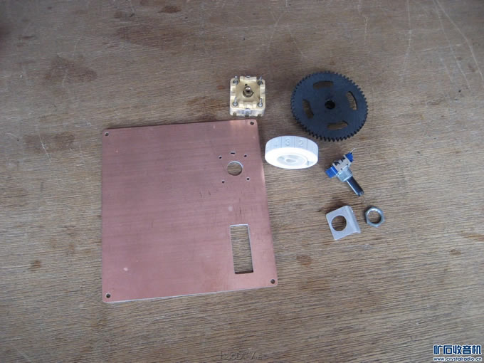 IMG_6165.jpg FM-大号2P3收音机精心制作