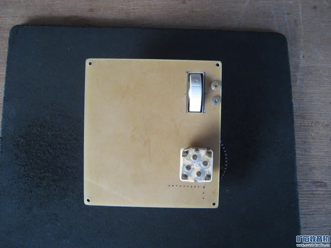 IMG_6173.jpg FM-大号2P3收音机精心制作