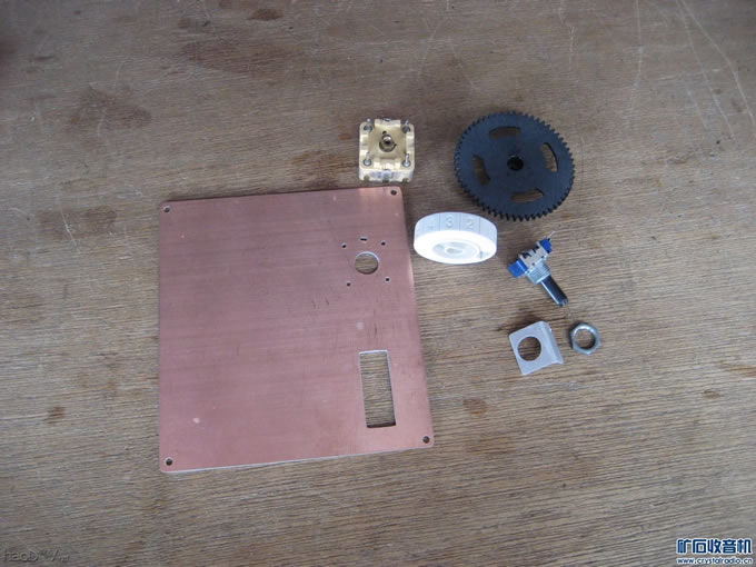 IMG_6165.jpg FM-大号2P3收音机精心制作