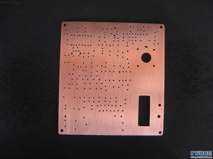 IMG_6182.jpg FM-大号2P3收音机精心制作