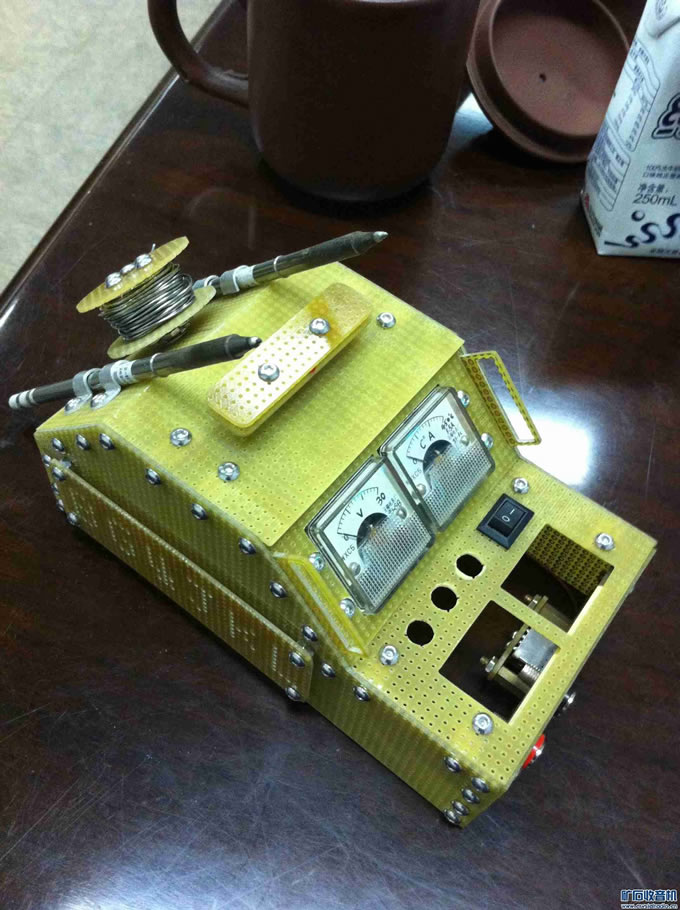 30.JPG 4合一多功能电烙铁焊台