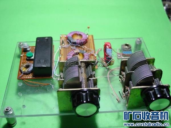 DSC00027.JPG “概念”矿石收音机制作