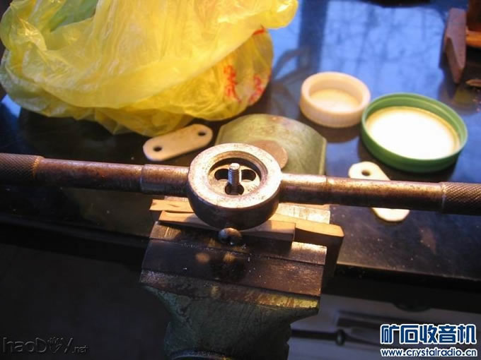 调整大小 IMG_0494.JPG 我diy制作做的矿石收音机