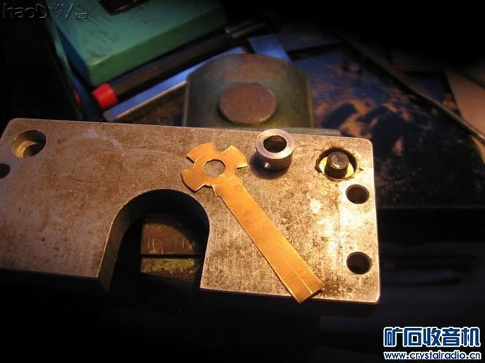 调整大小 IMG_0553.JPG 我diy制作做的矿石收音机