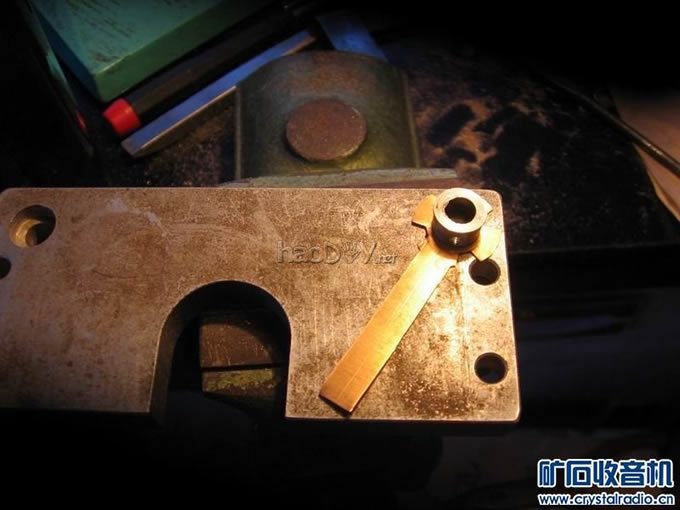 调整大小 IMG_0554.JPG 我diy制作做的矿石收音机