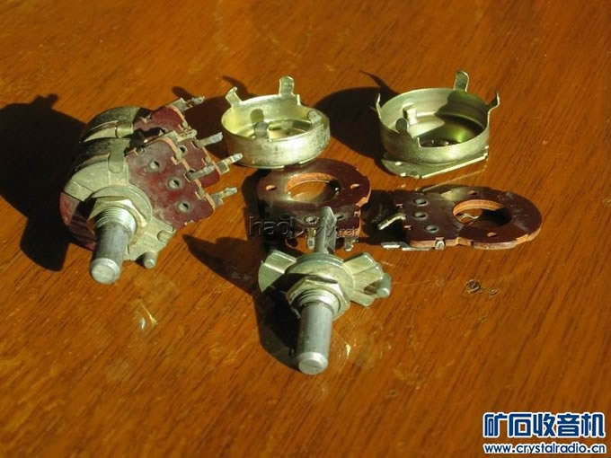 调整大小 IMG_0469.JPG 我diy制作做的矿石收音机
