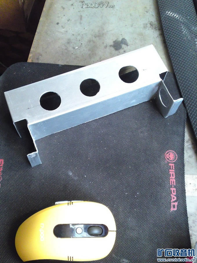 找金属加工厂下料加工主盒是0.8铝板在lcd显示屏拆的 找金属加工厂下料加工主盒是0.8铝板在lcd显示屏拆的