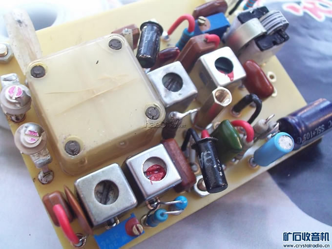 安装7.JPG 两管超外差、语录小收音机
