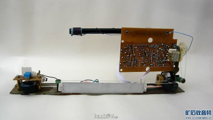 40-机芯4.JPG 钟控集成电路AMFM立体声收音机
