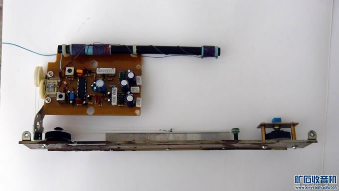 40-机芯2.JPG 钟控集成电路AMFM立体声收音机