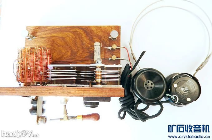 DSCN1555.JPG 全手工制作的仿古矿石收音机
