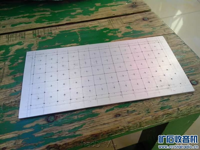 做好网格和打好定位孔 做好网格和打好定位孔