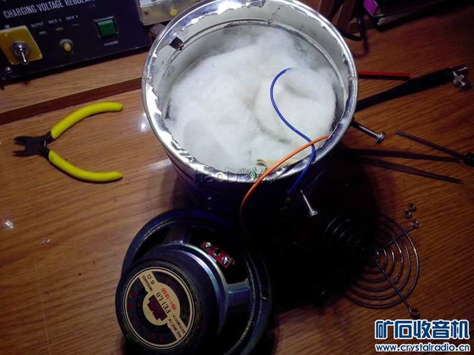 当初还用了吸音棉  拉低低音 当初还用了吸音棉  拉低低音