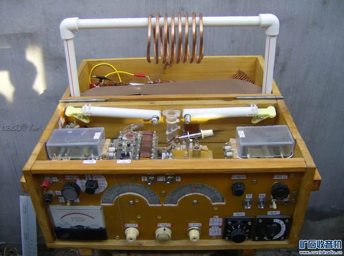 调整大小 照片 033.jpg 单元组合式矿石收音机