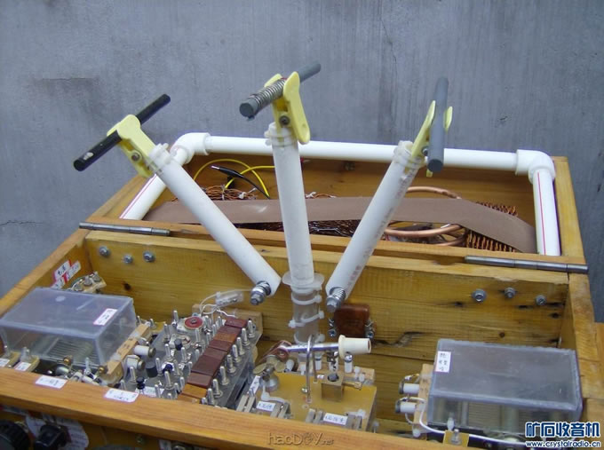 调整大小 照片 010.jpg 单元组合式矿石收音机