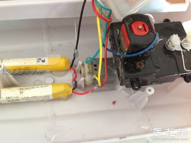 教你如何自制一艘遥控快艇