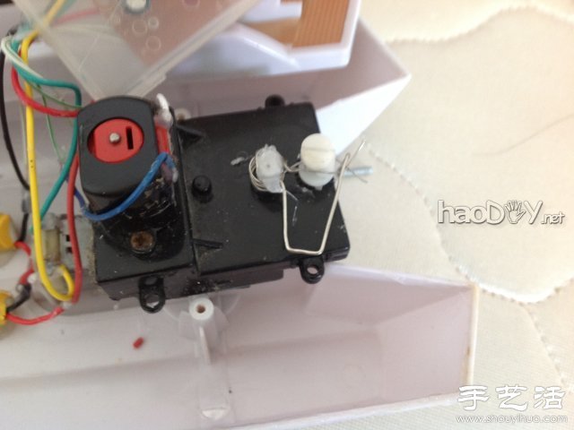 教你如何自制一艘遥控快艇