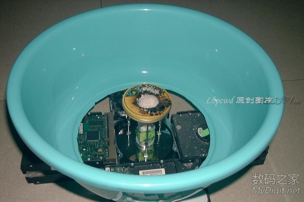 报废硬盘只能改成棉花糖机