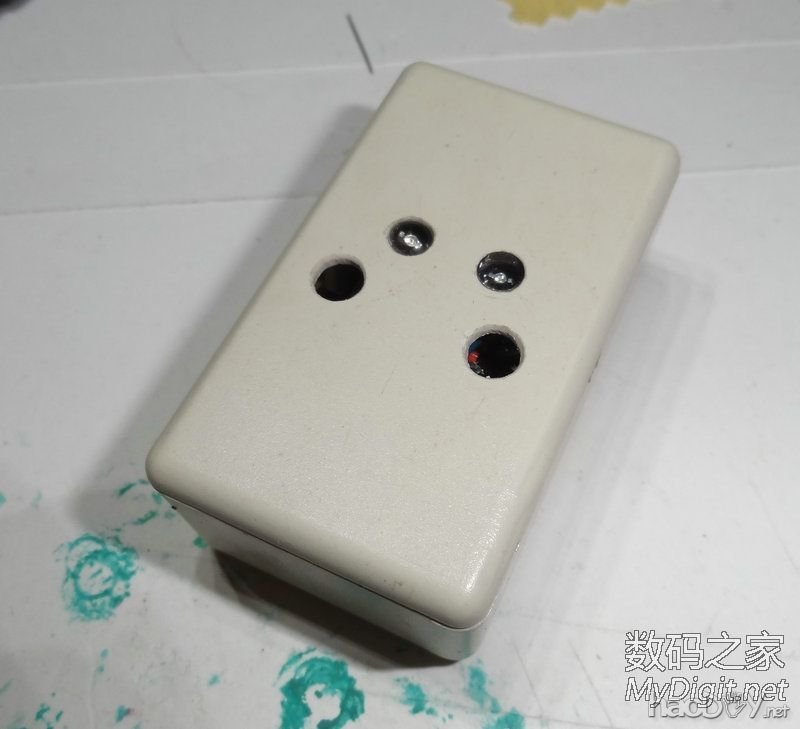 给宝宝们做个恒温的温奶器