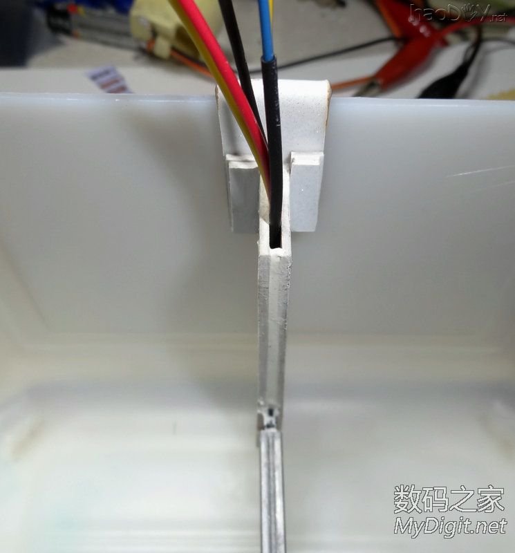 给宝宝们做个恒温的温奶器