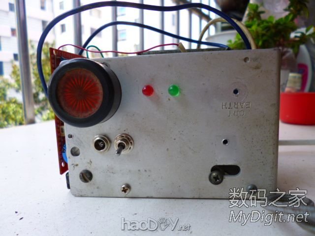 白菜白光电烙铁焊台,能DIY的都DIY了