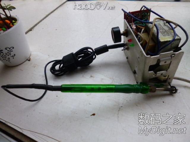 白菜白光电烙铁焊台,能DIY的都DIY了