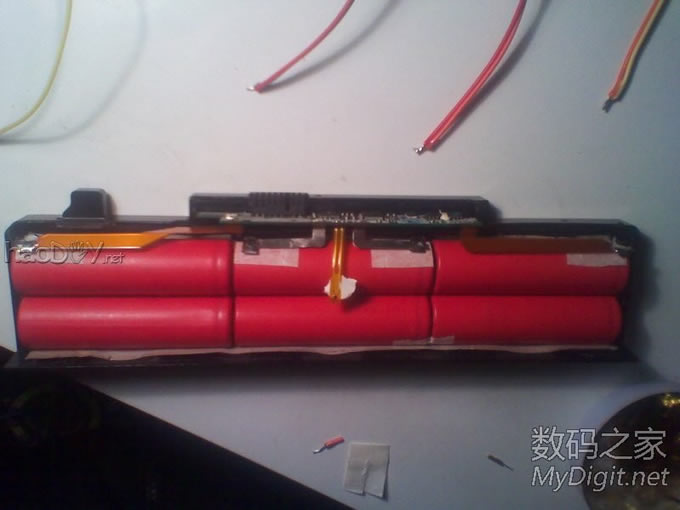 联想Y450笔记本电脑成功换电芯锂电池