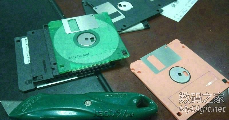 废弃软盘制作音响音乐盒