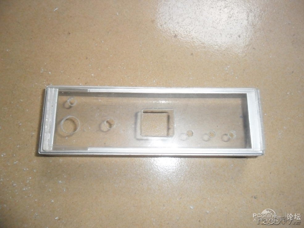 点击查看原图  废弃外置光驱盒纯手工打造多功能白菜白光焊台