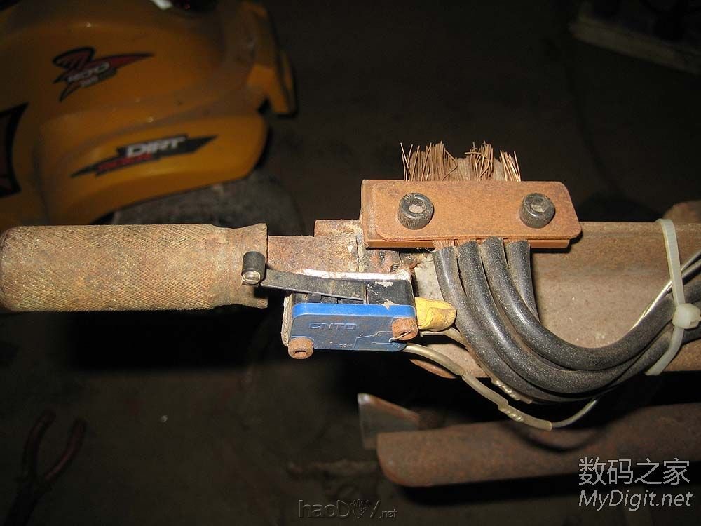 最廉价的点焊机,微波炉变压器+时间继电器