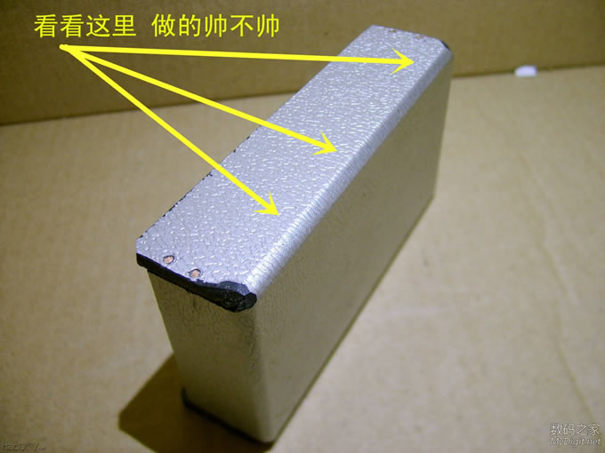 自制神器 弯制塑料18650电池盒