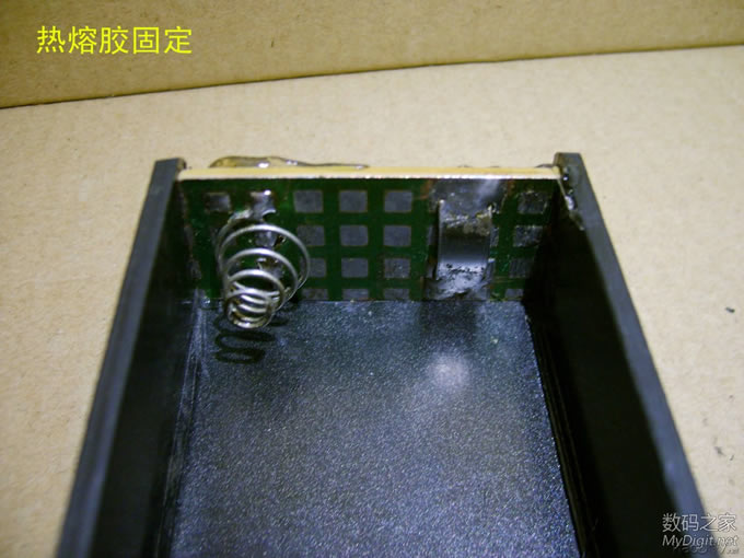 自制神器 弯制塑料18650电池盒