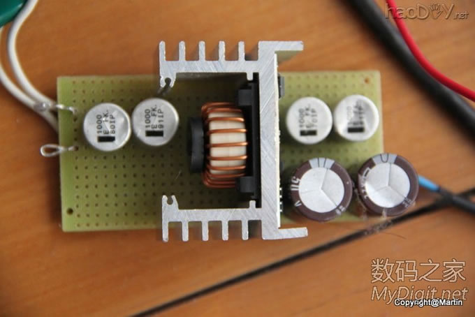 家庭太阳能供电系统初步完成