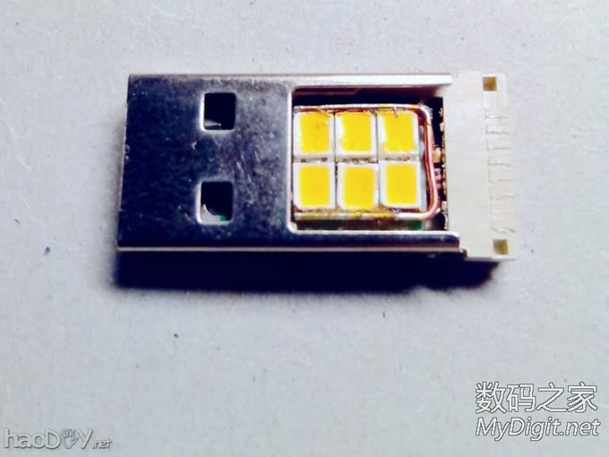 读卡器变身叫板天猫led小夜灯