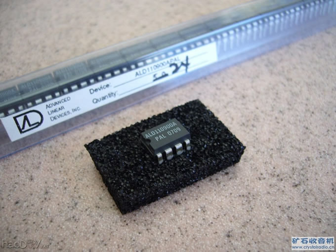 ˫ֵȦ MOSFET 첨Ŀʯ