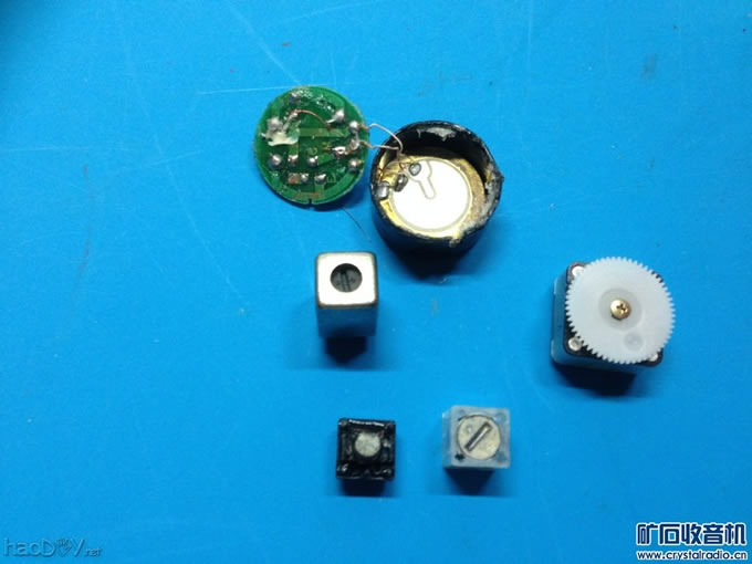 仿蓝牙耳机的一体化超小型矿石收音机