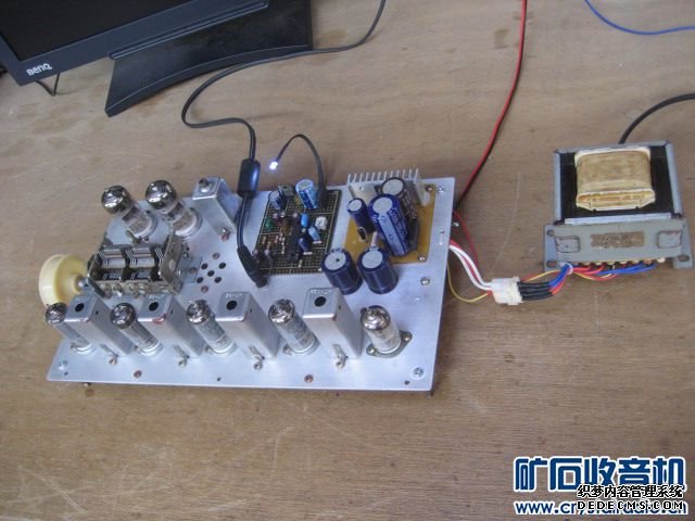 花了心思装了一台自己可爱的FM胆收音头