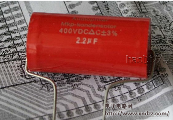 牛人出品:基于51单片设计的电容频率仪,图多,慎入!