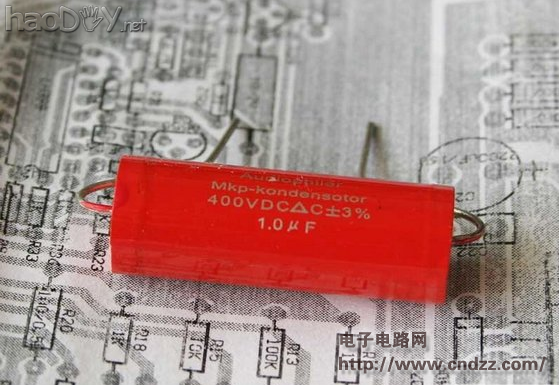 牛人出品:基于51单片设计的电容频率仪,图多,慎入!