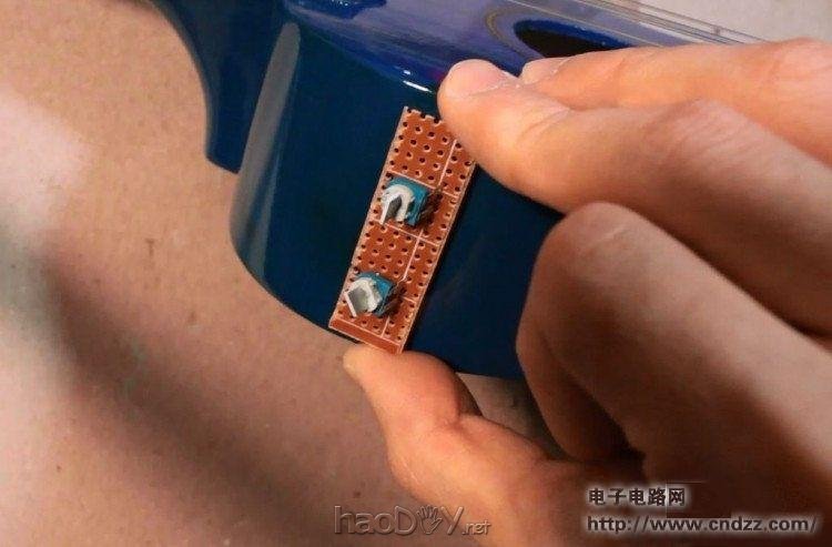 技术宅改造尤克里里,效果很意外