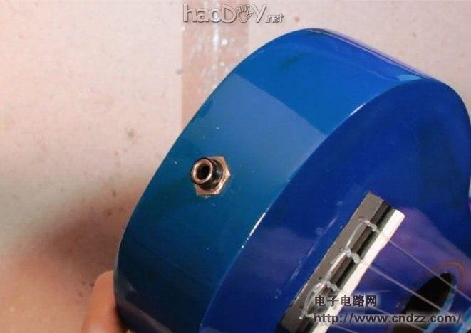 技术宅改造尤克里里,效果很意外