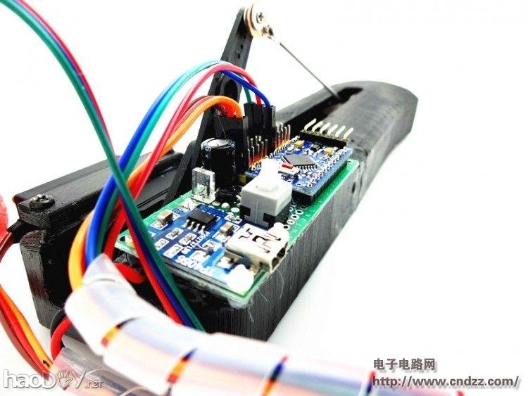 金刚狼爪,完爆美国队长!