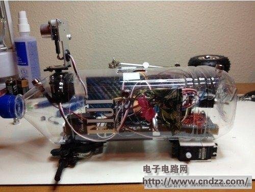 超声波避障+自我充电,歪果仁造的智能机器人请围观!