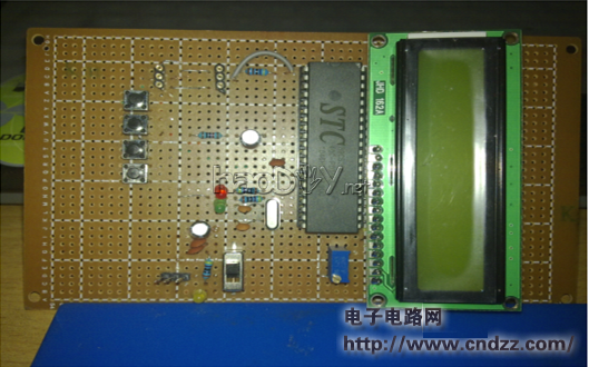 基于51单片机设计家用水流量计,水位报警器设计