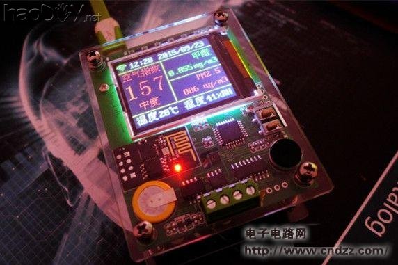 多功能的空气检测仪,甲醛、PM2.5、温湿度检测