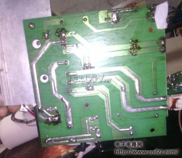 废旧电磁炉变身IGBT版无线供电