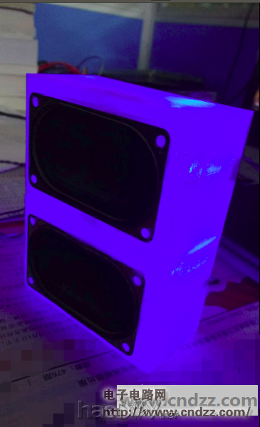 DIY一个发光USB小音箱,可拆分哦!