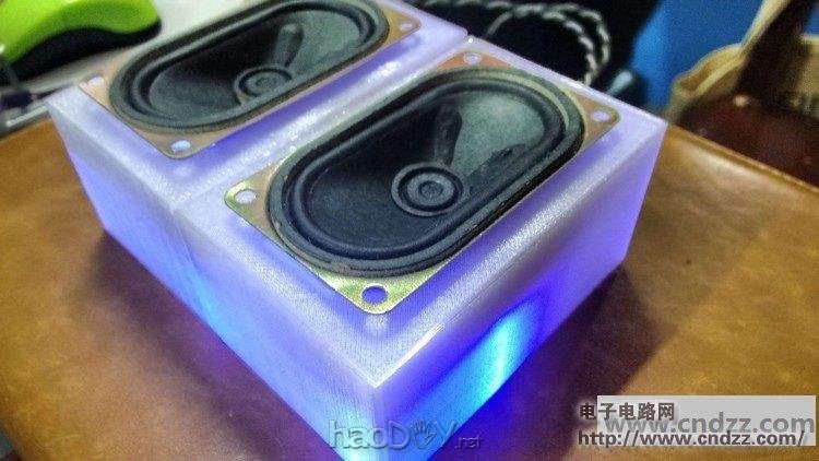 DIY一个发光USB小音箱,可拆分哦!