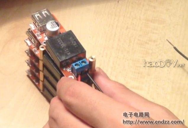 旧笔记本电源发挥余热,改造成8口USB充电器!