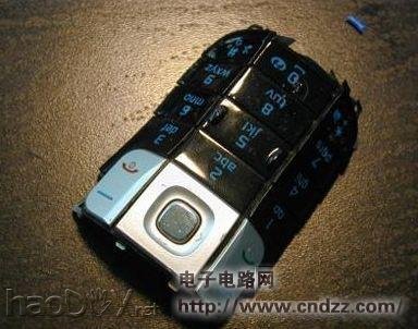 旧手机改造成会走的蟑螂小强